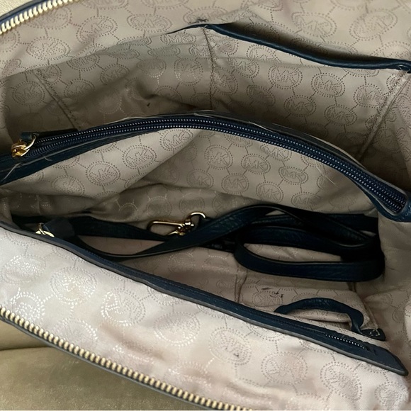 Bag - Picture 3 of 3